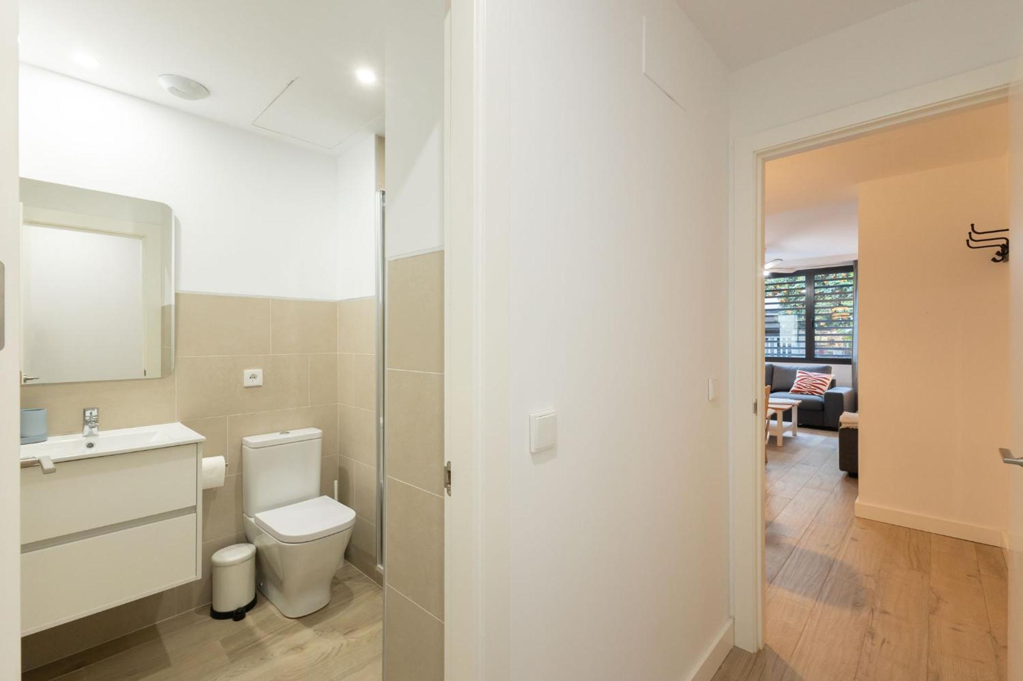 Apartment Charming 2 Bedroom By Torre Del Oro By Ocityzen *