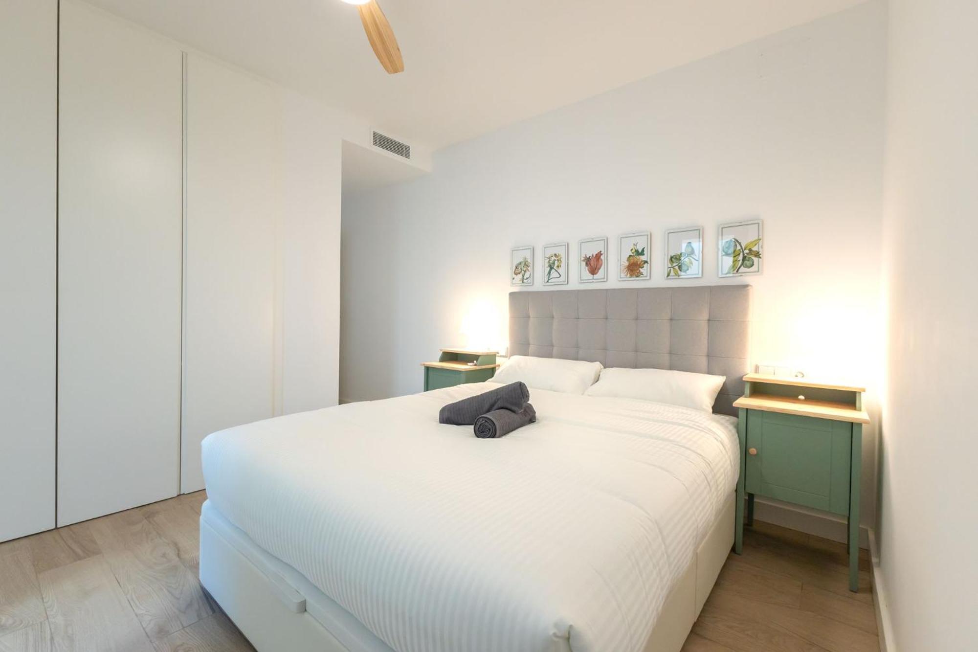 Charming 2 Bedroom By Torre Del Oro By Ocityzen