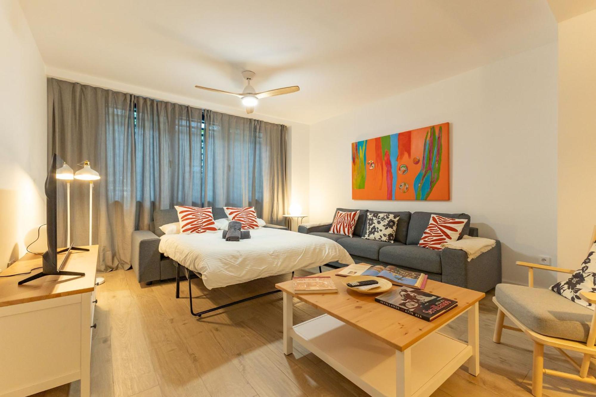Apartment Charming 2 Bedroom By Torre Del Oro By Ocityzen *