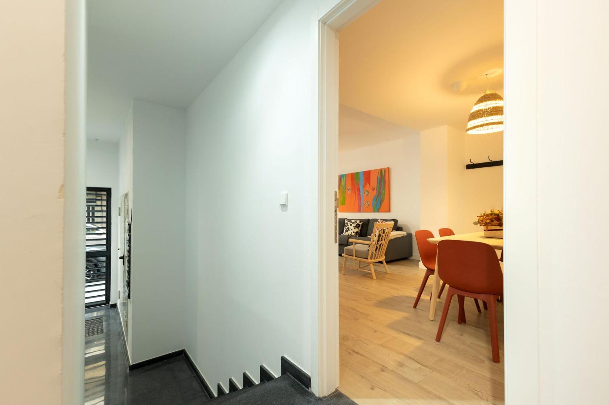 Apartment Charming 2 Bedroom By Torre Del Oro By Ocityzen