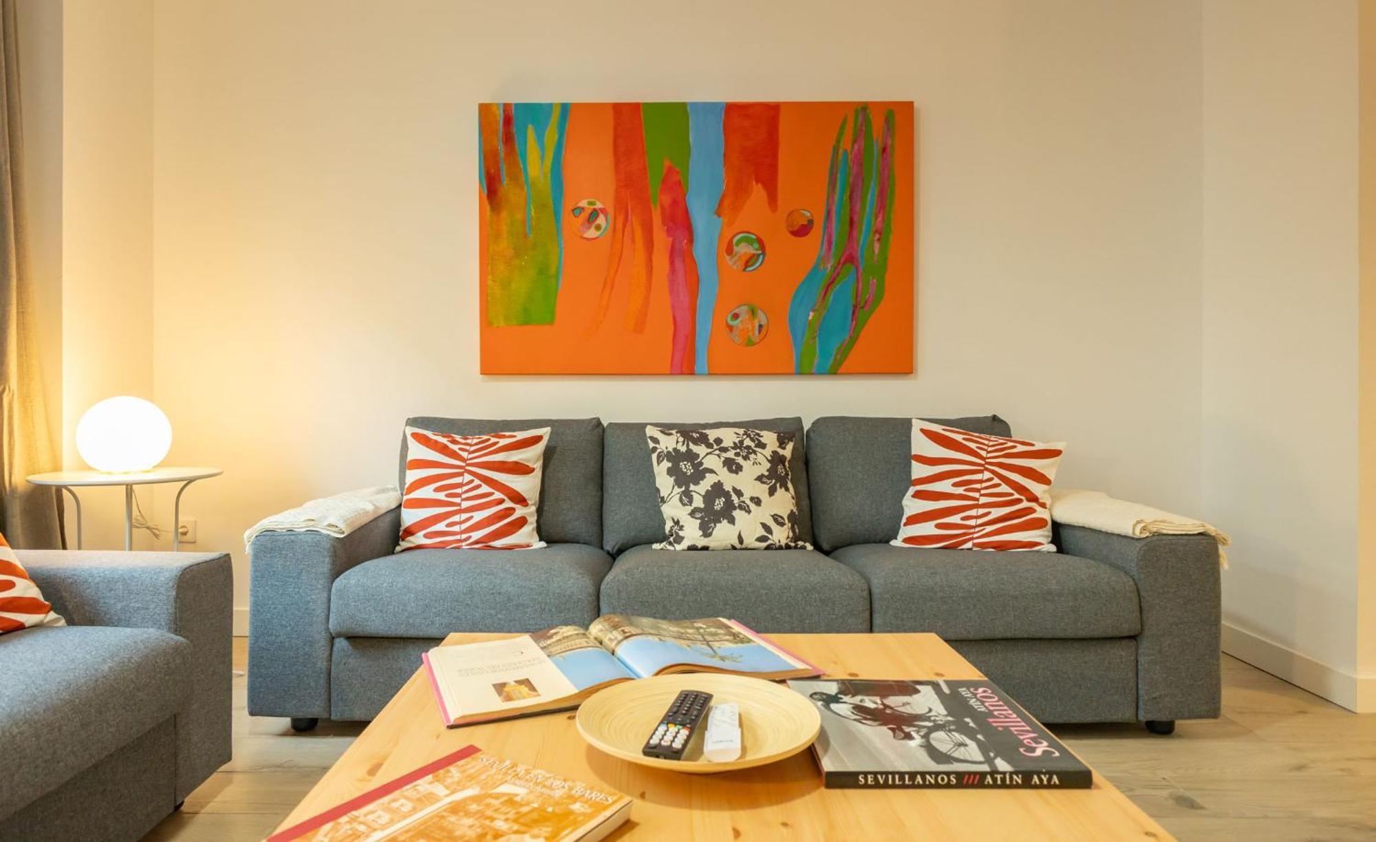 Apartment Charming 2 Bedroom By Torre Del Oro By Ocityzen